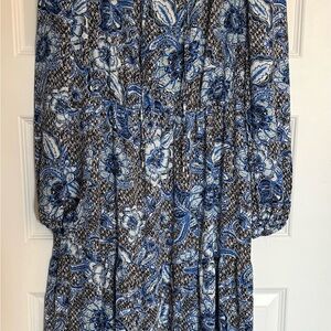 Philosophy Blue and White Floral Long Sleeve Dress